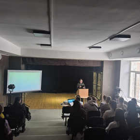 В ГБПОУ «Пермский краевой колледж искусств и культуры» состоялась XVIII Краевая научно-практическая конференция преподавателей и студентов специальности «Сольное и хоровое народное пение» на тему: «Региональная народная культура: творчество, исполнительство, перспективы образования».